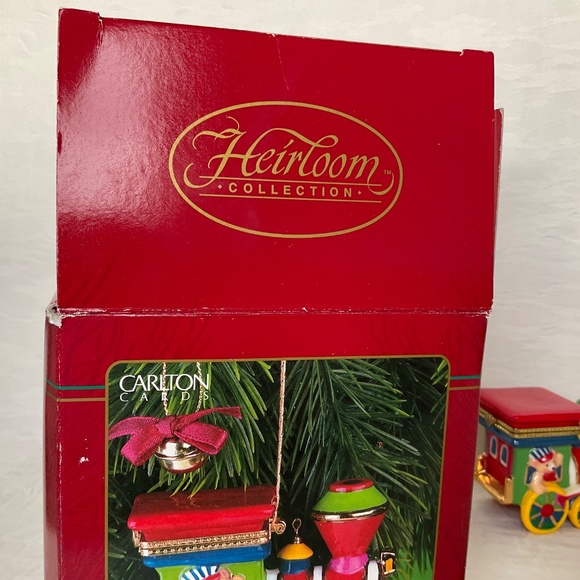 Vintage Carlton Cards Heirloom Collection Tree Ornament Ceramic Train & Bell Set - Picture 12 of 12